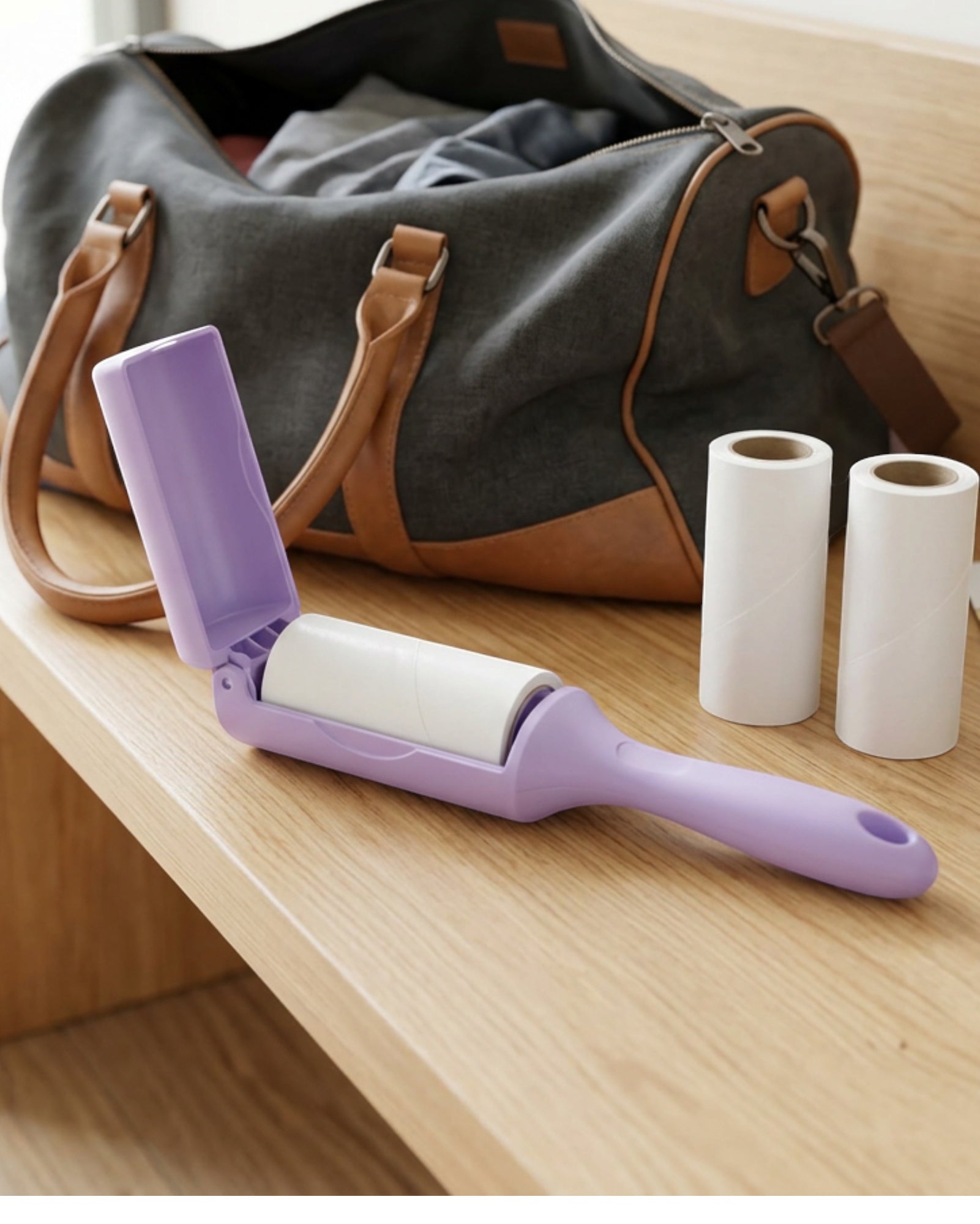 Orav Folding Travel Adhesive Lint Roller 7 cm with 2 Refills Lavender - Lifestyle view